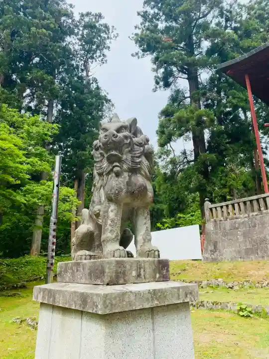 岩木山神社の{uncategorized: "未分類", other: "その他", undefined: "問題あり", building: "その他建物", grave: "お墓", sacred_gate: "鳥居", guardian: "狛犬", statue: "像", buddha: "仏像", history: "歴史", nature: "自然", garden: "庭園", animal: "動物", pagoda: "塔", temizu: "手水舎", mountain_gate: "山門・神門", sanctuary: "本殿・本堂", subordinate: "末社・摂社", art: "芸術", scenery: "景色", jizo: "地蔵", ema: "絵馬", goshuin: "御朱印", omikuji: "おみくじ", items: "授与品その他", amulet: "お守り", goshuincho: "御朱印帳", eats: "食事", festival: "お祭り", votive_dance: "神楽", shichigosan: "七五三参", wedding: "結婚式", experience: "体験その他", initially: "初詣", around: "周辺", anti_infection: "感染症対策"}