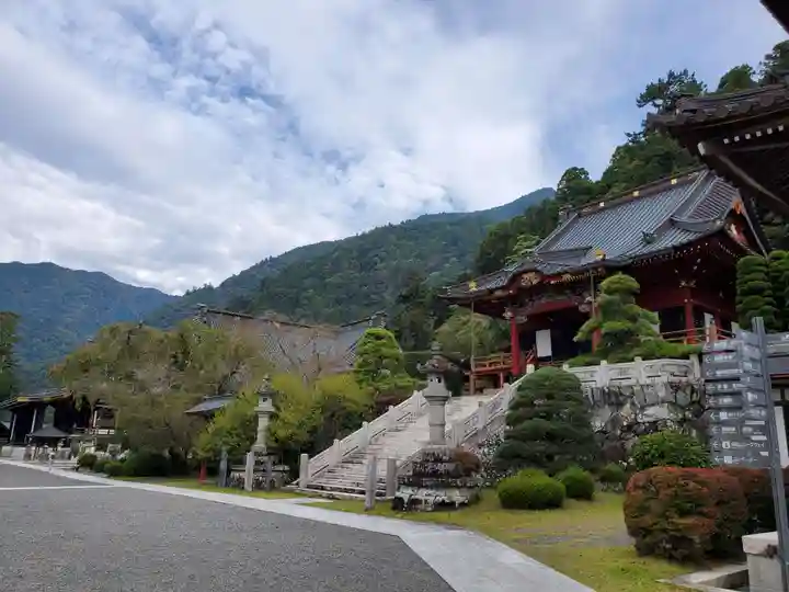 久遠寺(山梨県)