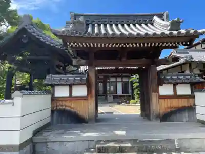 西蓮寺の山門・神門