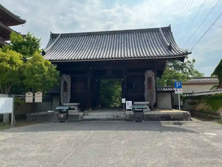 志度寺の{uncategorized: "未分類", other: "その他", undefined: "問題あり", building: "その他建物", grave: "お墓", sacred_gate: "鳥居", guardian: "狛犬", statue: "像", buddha: "仏像", history: "歴史", nature: "自然", garden: "庭園", animal: "動物", pagoda: "塔", temizu: "手水舎", mountain_gate: "山門・神門", sanctuary: "本殿・本堂", subordinate: "末社・摂社", art: "芸術", scenery: "景色", jizo: "地蔵", ema: "絵馬", goshuin: "御朱印", omikuji: "おみくじ", items: "授与品その他", amulet: "お守り", goshuincho: "御朱印帳", eats: "食事", festival: "お祭り", votive_dance: "神楽", shichigosan: "七五三参", wedding: "結婚式", experience: "体験その他", initially: "初詣", around: "周辺", anti_infection: "感染症対策"}