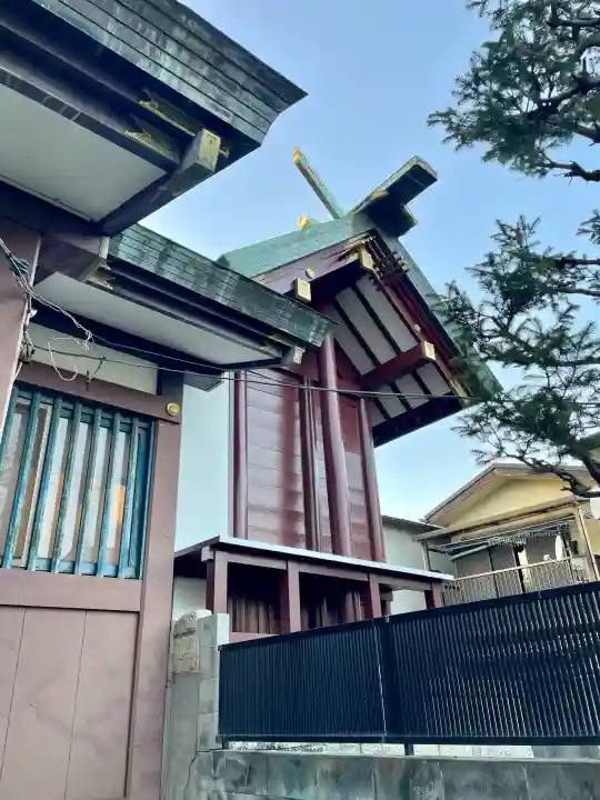 熊野神社の{uncategorized: "未分類", other: "その他", undefined: "問題あり", building: "その他建物", grave: "お墓", sacred_gate: "鳥居", guardian: "狛犬", statue: "像", buddha: "仏像", history: "歴史", nature: "自然", garden: "庭園", animal: "動物", pagoda: "塔", temizu: "手水舎", mountain_gate: "山門・神門", sanctuary: "本殿・本堂", subordinate: "末社・摂社", art: "芸術", scenery: "景色", jizo: "地蔵", ema: "絵馬", goshuin: "御朱印", omikuji: "おみくじ", items: "授与品その他", amulet: "お守り", goshuincho: "御朱印帳", eats: "食事", festival: "お祭り", votive_dance: "神楽", shichigosan: "七五三参", wedding: "結婚式", experience: "体験その他", initially: "初詣", around: "周辺", anti_infection: "感染症対策"}
