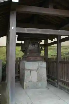 霊鑑寺門跡の末社・摂社