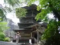 円通三匝堂(さざえ堂)の本殿・本堂