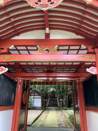 霧島東神社の山門