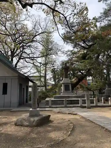 高砂神社の{uncategorized: "未分類", other: "その他", undefined: "問題あり", building: "その他建物", grave: "お墓", sacred_gate: "鳥居", guardian: "狛犬", statue: "像", buddha: "仏像", history: "歴史", nature: "自然", garden: "庭園", animal: "動物", pagoda: "塔", temizu: "手水舎", mountain_gate: "山門・神門", sanctuary: "本殿・本堂", subordinate: "末社・摂社", art: "芸術", scenery: "景色", jizo: "地蔵", ema: "絵馬", goshuin: "御朱印", omikuji: "おみくじ", items: "授与品その他", amulet: "お守り", goshuincho: "御朱印帳", eats: "食事", festival: "お祭り", votive_dance: "神楽", shichigosan: "七五三参", wedding: "結婚式", experience: "体験その他", initially: "初詣", around: "周辺", anti_infection: "感染症対策"}