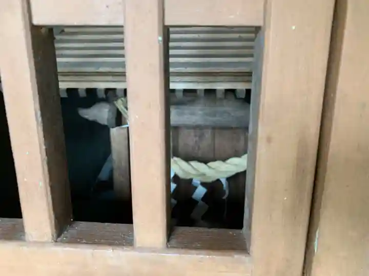 三峰神社の本殿・本堂