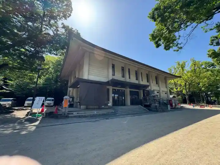 藤森神社の{uncategorized: "未分類", other: "その他", undefined: "問題あり", building: "その他建物", grave: "お墓", sacred_gate: "鳥居", guardian: "狛犬", statue: "像", buddha: "仏像", history: "歴史", nature: "自然", garden: "庭園", animal: "動物", pagoda: "塔", temizu: "手水舎", mountain_gate: "山門・神門", sanctuary: "本殿・本堂", subordinate: "末社・摂社", art: "芸術", scenery: "景色", jizo: "地蔵", ema: "絵馬", goshuin: "御朱印", omikuji: "おみくじ", items: "授与品その他", amulet: "お守り", goshuincho: "御朱印帳", eats: "食事", festival: "お祭り", votive_dance: "神楽", shichigosan: "七五三参", wedding: "結婚式", experience: "体験その他", initially: "初詣", around: "周辺", anti_infection: "感染症対策"}