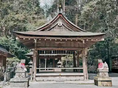 貴船神社奥宮の{uncategorized: "未分類", other: "その他", undefined: "問題あり", building: "その他建物", grave: "お墓", sacred_gate: "鳥居", guardian: "狛犬", statue: "像", buddha: "仏像", history: "歴史", nature: "自然", garden: "庭園", animal: "動物", pagoda: "塔", temizu: "手水舎", mountain_gate: "山門・神門", sanctuary: "本殿・本堂", subordinate: "末社・摂社", art: "芸術", scenery: "景色", jizo: "地蔵", ema: "絵馬", goshuin: "御朱印", omikuji: "おみくじ", items: "授与品その他", amulet: "お守り", goshuincho: "御朱印帳", eats: "食事", festival: "お祭り", votive_dance: "神楽", shichigosan: "七五三参", wedding: "結婚式", experience: "体験その他", initially: "初詣", around: "周辺", anti_infection: "感染症対策"}