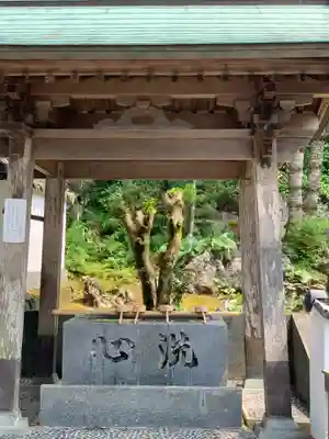 佛木寺の手水舎
