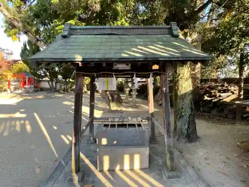 小泉神社の手水舎