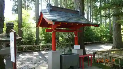 國吉神社の手水舎