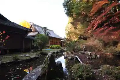 如法寺の庭園