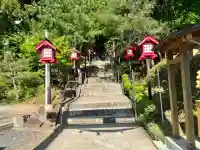 天照御祖神社の{uncategorized: "未分類", other: "その他", undefined: "問題あり", building: "その他建物", grave: "お墓", sacred_gate: "鳥居", guardian: "狛犬", statue: "像", buddha: "仏像", history: "歴史", nature: "自然", garden: "庭園", animal: "動物", pagoda: "塔", temizu: "手水舎", mountain_gate: "山門・神門", sanctuary: "本殿・本堂", subordinate: "末社・摂社", art: "芸術", scenery: "景色", jizo: "地蔵", ema: "絵馬", goshuin: "御朱印", omikuji: "おみくじ", items: "授与品その他", amulet: "お守り", goshuincho: "御朱印帳", eats: "食事", festival: "お祭り", votive_dance: "神楽", shichigosan: "七五三参", wedding: "結婚式", experience: "体験その他", initially: "初詣", around: "周辺", anti_infection: "感染症対策"}