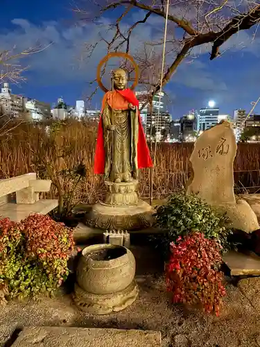 寛永寺不忍池弁天堂の地蔵