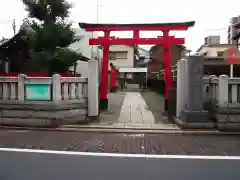 三徳稲荷神社の鳥居