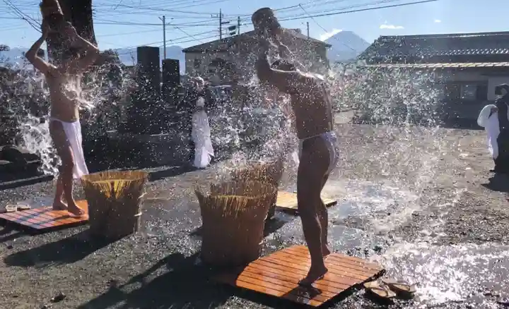 林應寺(山梨県)