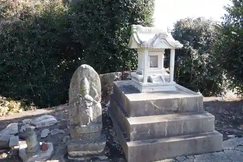 素鵞神社の仏像