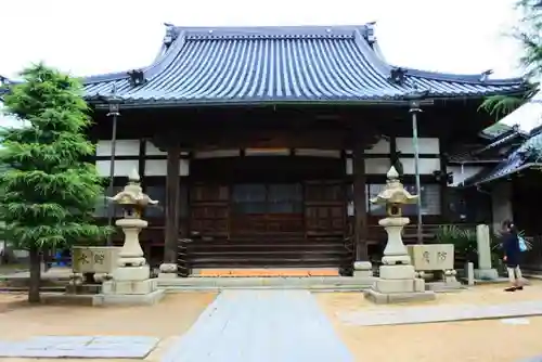 了円寺の本殿・本堂