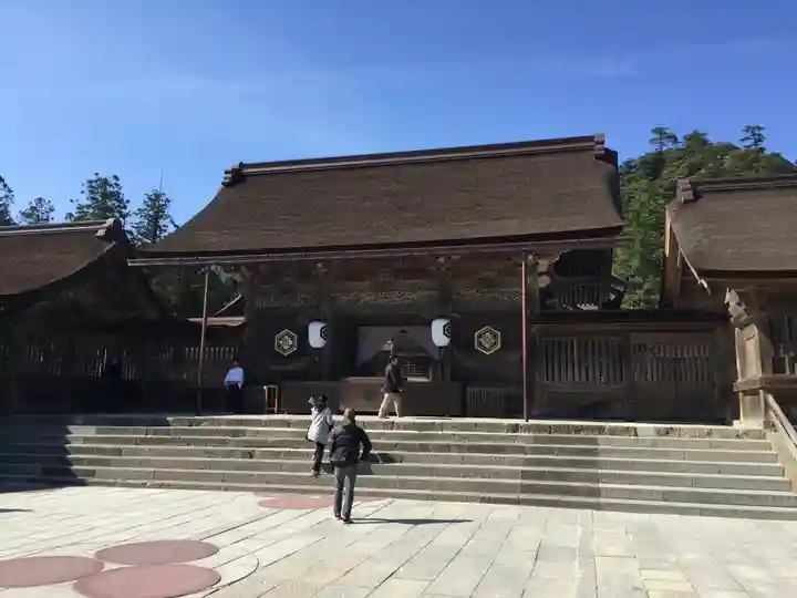 出雲大社の本殿・本堂