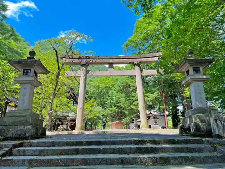 大津神社の鳥居