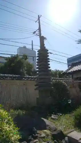 傳長寺（伝長寺）の塔