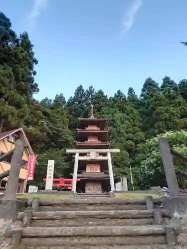 酒吞童子神社の鳥居