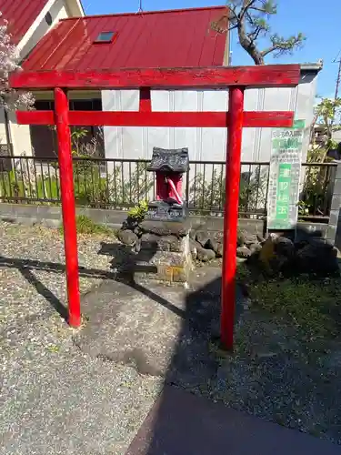  稲荷神社の鳥居