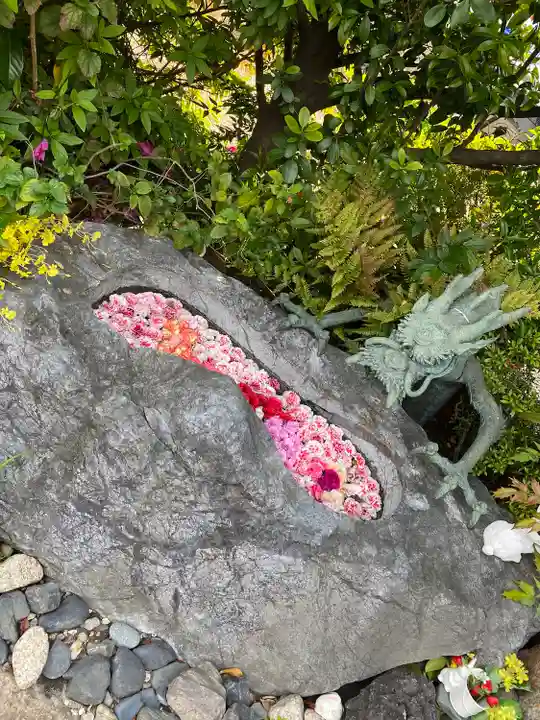 三輪神社の手水舎