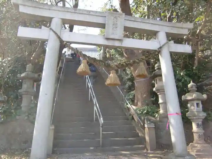 素盞嗚神社(拾石神社)の鳥居