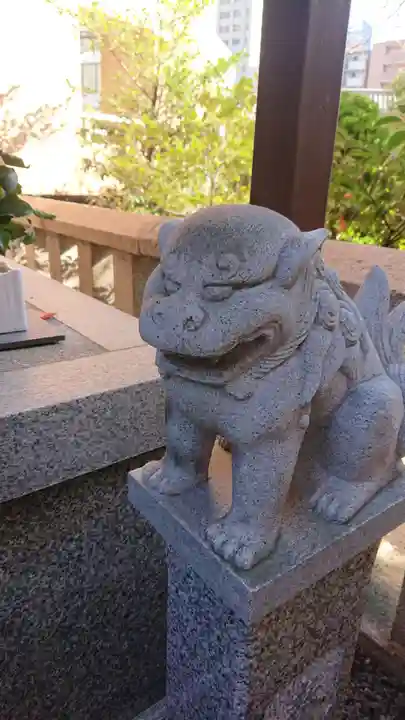 四宮神社の狛犬