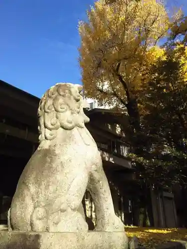 志演尊空神社の狛犬