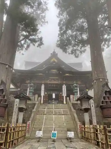 三峯神社の本殿