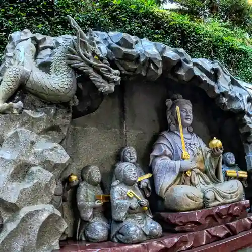 江島神社の仏像