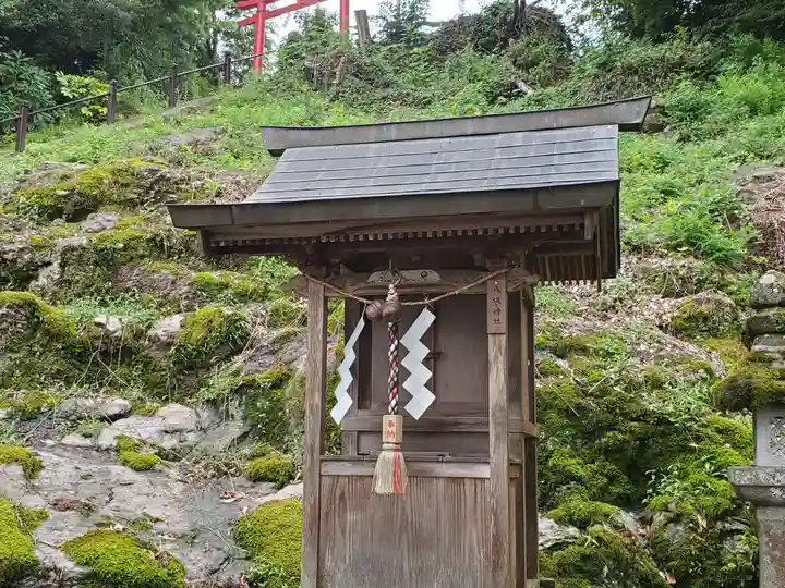 篠山春日神社の末社・摂社