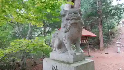 十勝神社の狛犬