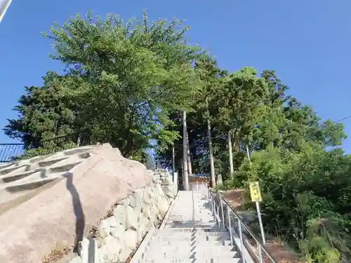 與須奈神社の建物その他