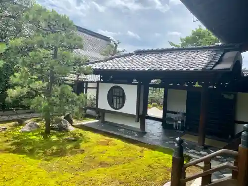 両足院のその他建物