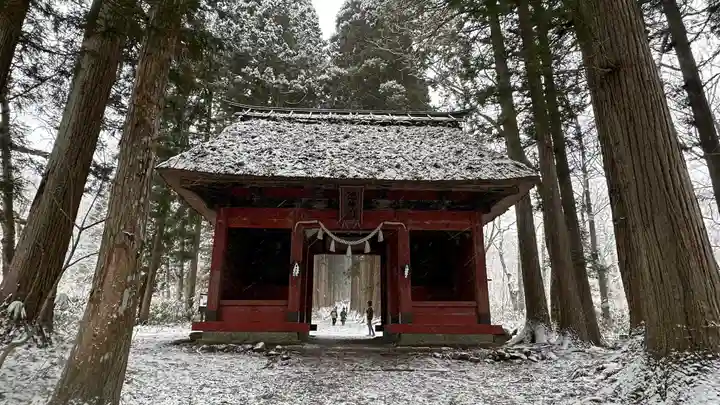 戸隠神社奥社の山門・神門