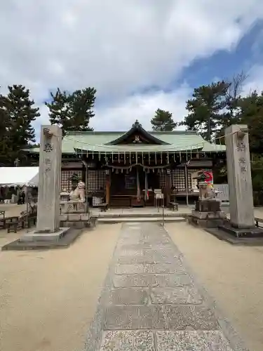 素盞嗚尊神社（江坂神社）の{uncategorized: "未分類", other: "その他", undefined: "問題あり", building: "その他建物", grave: "お墓", sacred_gate: "鳥居", guardian: "狛犬", statue: "像", buddha: "仏像", history: "歴史", nature: "自然", garden: "庭園", animal: "動物", pagoda: "塔", temizu: "手水舎", mountain_gate: "山門・神門", sanctuary: "本殿・本堂", subordinate: "末社・摂社", art: "芸術", scenery: "景色", jizo: "地蔵", ema: "絵馬", goshuin: "御朱印", omikuji: "おみくじ", items: "授与品その他", amulet: "お守り", goshuincho: "御朱印帳", eats: "食事", festival: "お祭り", votive_dance: "神楽", shichigosan: "七五三参", wedding: "結婚式", experience: "体験その他", initially: "初詣", around: "周辺", anti_infection: "感染症対策"}