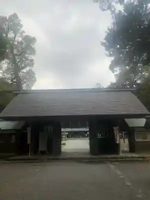 伊曽乃神社の{uncategorized: "未分類", other: "その他", undefined: "問題あり", building: "その他建物", grave: "お墓", sacred_gate: "鳥居", guardian: "狛犬", statue: "像", buddha: "仏像", history: "歴史", nature: "自然", garden: "庭園", animal: "動物", pagoda: "塔", temizu: "手水舎", mountain_gate: "山門・神門", sanctuary: "本殿・本堂", subordinate: "末社・摂社", art: "芸術", scenery: "景色", jizo: "地蔵", ema: "絵馬", goshuin: "御朱印", omikuji: "おみくじ", items: "授与品その他", amulet: "お守り", goshuincho: "御朱印帳", eats: "食事", festival: "お祭り", votive_dance: "神楽", shichigosan: "七五三参", wedding: "結婚式", experience: "体験その他", initially: "初詣", around: "周辺", anti_infection: "感染症対策"}