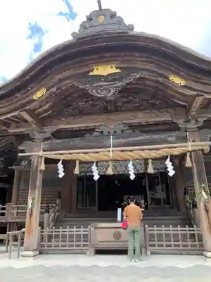 小國神社の本殿・本堂