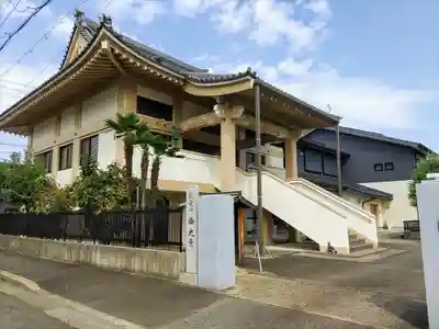 西光寺の本殿・本堂