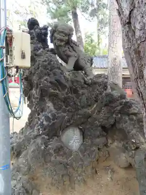 諏訪神社の狛犬