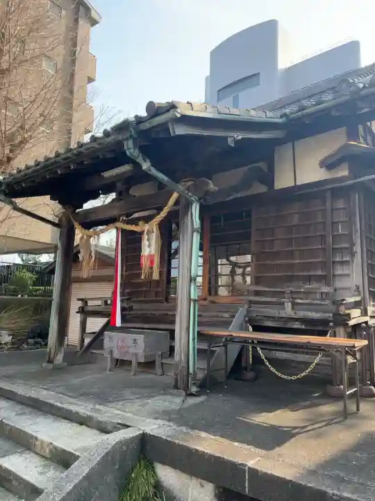岡野神社の{uncategorized: "未分類", other: "その他", undefined: "問題あり", building: "その他建物", grave: "お墓", sacred_gate: "鳥居", guardian: "狛犬", statue: "像", buddha: "仏像", history: "歴史", nature: "自然", garden: "庭園", animal: "動物", pagoda: "塔", temizu: "手水舎", mountain_gate: "山門・神門", sanctuary: "本殿・本堂", subordinate: "末社・摂社", art: "芸術", scenery: "景色", jizo: "地蔵", ema: "絵馬", goshuin: "御朱印", omikuji: "おみくじ", items: "授与品その他", amulet: "お守り", goshuincho: "御朱印帳", eats: "食事", festival: "お祭り", votive_dance: "神楽", shichigosan: "七五三参", wedding: "結婚式", experience: "体験その他", initially: "初詣", around: "周辺", anti_infection: "感染症対策"}