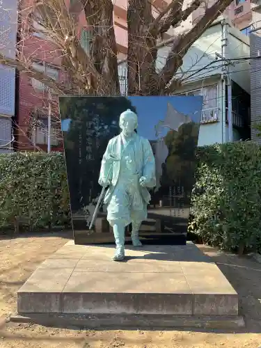 富岡八幡宮の{uncategorized: "未分類", other: "その他", undefined: "問題あり", building: "その他建物", grave: "お墓", sacred_gate: "鳥居", guardian: "狛犬", statue: "像", buddha: "仏像", history: "歴史", nature: "自然", garden: "庭園", animal: "動物", pagoda: "塔", temizu: "手水舎", mountain_gate: "山門・神門", sanctuary: "本殿・本堂", subordinate: "末社・摂社", art: "芸術", scenery: "景色", jizo: "地蔵", ema: "絵馬", goshuin: "御朱印", omikuji: "おみくじ", items: "授与品その他", amulet: "お守り", goshuincho: "御朱印帳", eats: "食事", festival: "お祭り", votive_dance: "神楽", shichigosan: "七五三参", wedding: "結婚式", experience: "体験その他", initially: "初詣", around: "周辺", anti_infection: "感染症対策"}