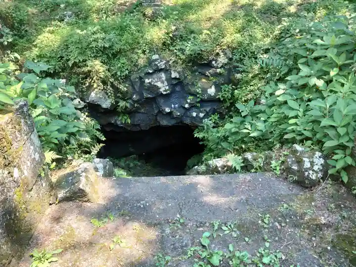 人穴浅間神社のその他建物