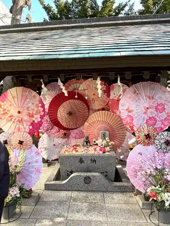 札幌諏訪神社の{uncategorized: "未分類", other: "その他", undefined: "問題あり", building: "その他建物", grave: "お墓", sacred_gate: "鳥居", guardian: "狛犬", statue: "像", buddha: "仏像", history: "歴史", nature: "自然", garden: "庭園", animal: "動物", pagoda: "塔", temizu: "手水舎", mountain_gate: "山門・神門", sanctuary: "本殿・本堂", subordinate: "末社・摂社", art: "芸術", scenery: "景色", jizo: "地蔵", ema: "絵馬", goshuin: "御朱印", omikuji: "おみくじ", items: "授与品その他", amulet: "お守り", goshuincho: "御朱印帳", eats: "食事", festival: "お祭り", votive_dance: "神楽", shichigosan: "七五三参", wedding: "結婚式", experience: "体験その他", initially: "初詣", around: "周辺", anti_infection: "感染症対策"}