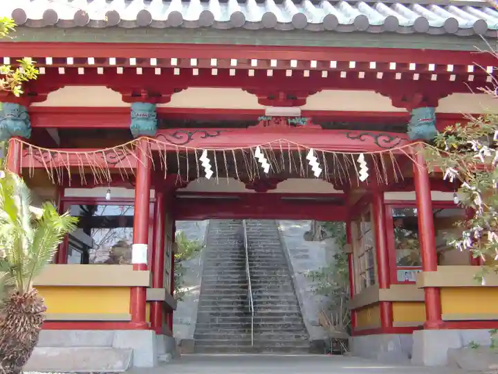 洲崎神社の山門・神門