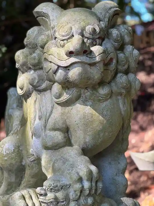 須山浅間神社の狛犬