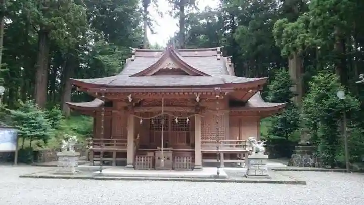 須山浅間神社の本殿・本堂